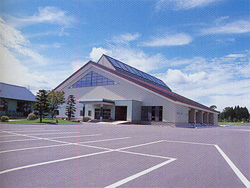 屋内スポーツセンター